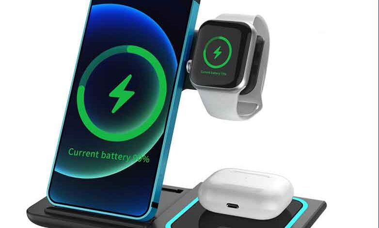 3 in 1 Wireless Charger, Wireless Charging Station,10W Fast Charging Stand Compatible with Apple Watch Series 6/5/4/3/2/1, AirPods Pro, iPhone 12/12 Pro/12 Pro Max/12 Mini/11/11 Pro Max/8 Plus